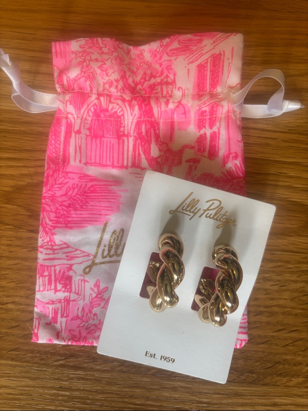Lilly Pulitzer Gold Twisted Knot Earrings with Pink Print Pouch